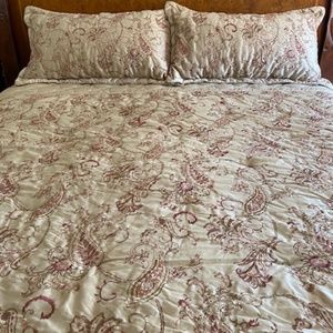 Croscill  king-sized comforter with pillow shams